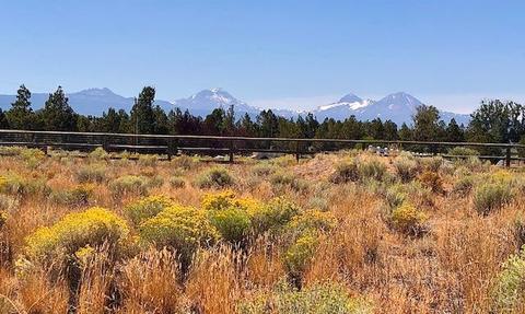 20550 Harper Rd, Bend, OR 97703 photo 2