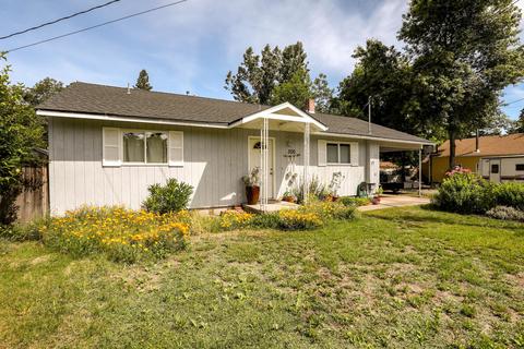 300 W Fifth St, Phoenix, OR 97535 photo 1