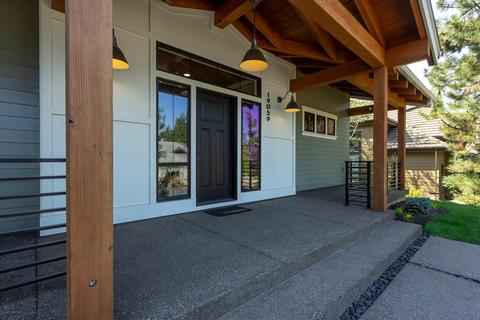 19059 Mt Mcloughlin Ln, Bend, OR 97703 photo 3