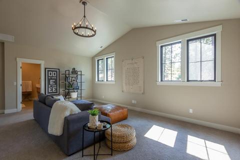 19059 Mt Mcloughlin Ln, Bend, OR 97703 photo 31