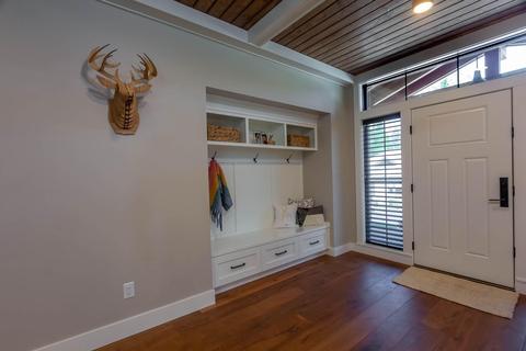 19059 Mt Mcloughlin Ln, Bend, OR 97703 photo 5
