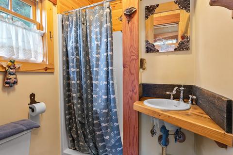 70985 Holmes Rd, Sisters, OR 97759 photo 24