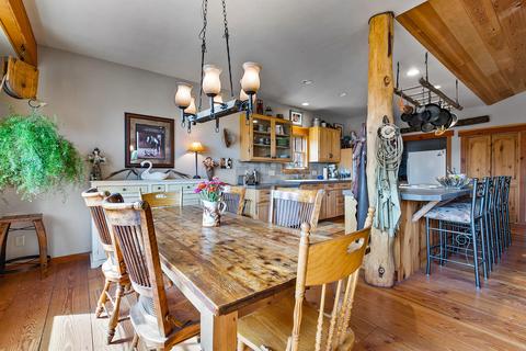 70985 Holmes Rd, Sisters, OR 97759 photo 8