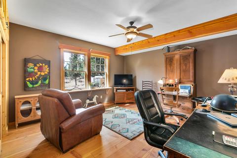 70985 Holmes Rd, Sisters, OR 97759 photo 18