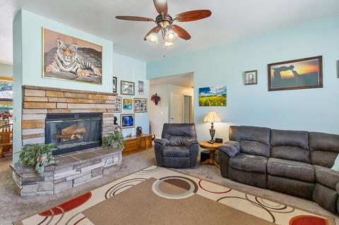 245 Red Cedar Ln, Cave Junction, OR 97523 photo 6
