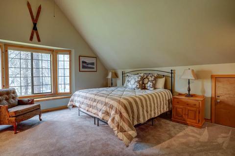 57505 Circle Four Ln, Sunriver, OR 97707 photo 16