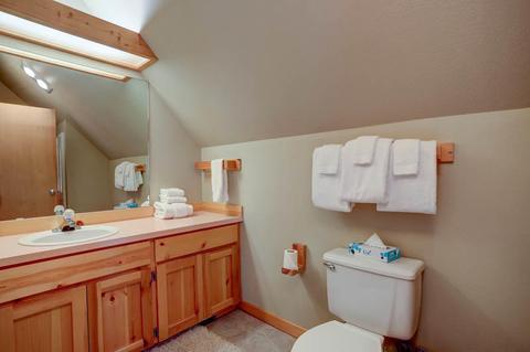 57505 Circle Four Ln, Sunriver, OR 97707 photo 19