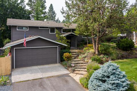 21071 Pinehaven Dr, Bend, OR 97702 photo 2