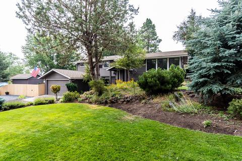 21071 Pinehaven Dr, Bend, OR 97702 photo 4