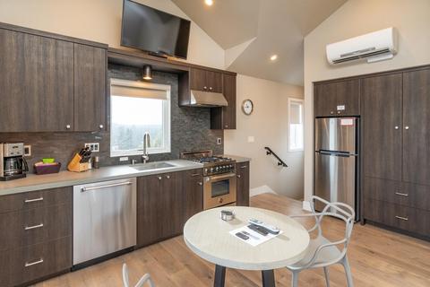 19120 Gateway Loop, Bend, OR 97702 photo 19