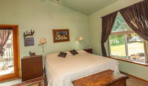 61290 Victory Loop, Bend, OR 97702 photo 12