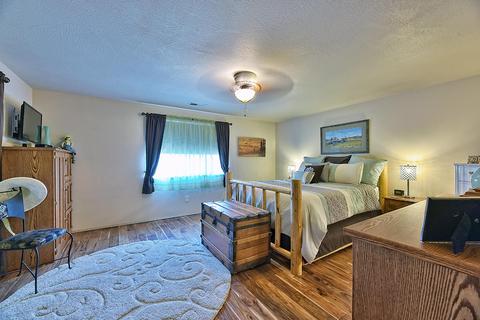 879 Crystal Dr, Eagle Point, OR 97524 photo 12