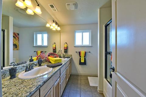 879 Crystal Dr, Eagle Point, OR 97524 photo 16