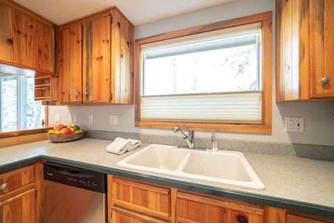 54879 Jack Pine Rd, Bend, OR 97707 photo 10
