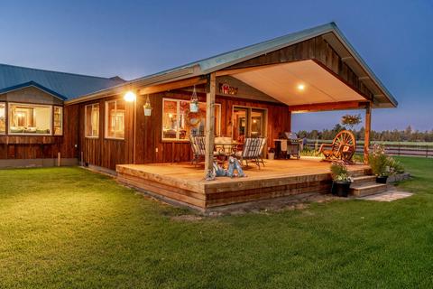 62600 Dodds Rd, Bend, OR 97701 photo 2