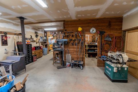 62600 Dodds Rd, Bend, OR 97701 photo 21