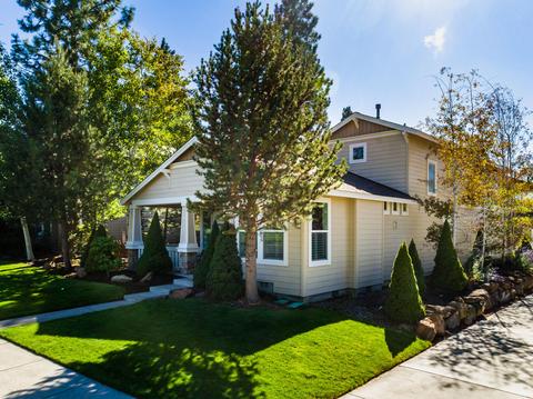 61517 Davis Lake Loop, Bend, OR 97702 photo 2