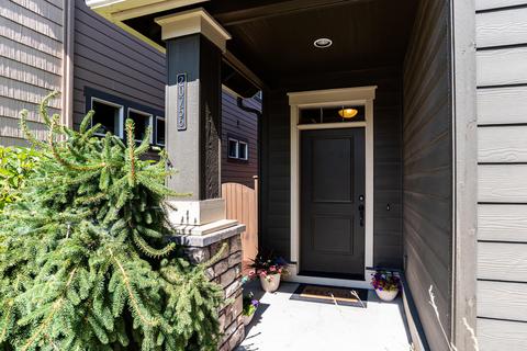 20756 NE Smoke Stack Ln, Bend, OR 97701 photo 3
