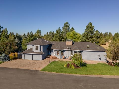 60706 Billadeau Rd, Bend, OR 97702 photo 3