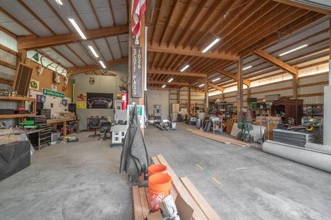 60706 Billadeau Rd, Bend, OR 97702 photo 32