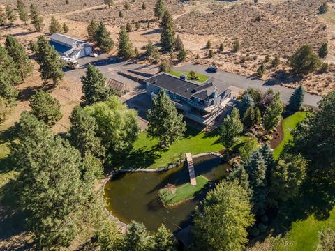 60706 Billadeau Rd, Bend, OR 97702 photo 2