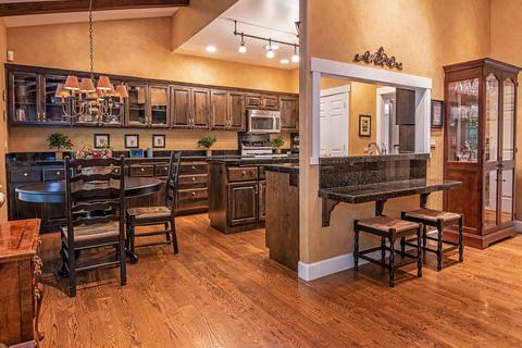 454 E Wapato Loop, Sisters, OR 97759 photo 9