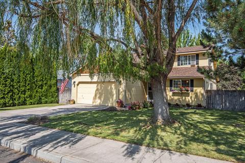20822 Cassin Dr, Bend, OR 97701 photo 2