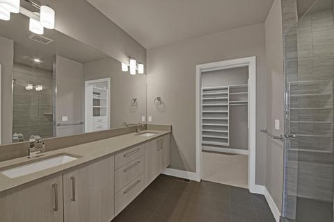 19191 Gateway Loop, Bend, OR 97702 photo 11