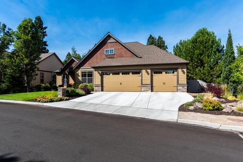 60833 Cobblestone Pl, Bend, OR 97702 photo 3
