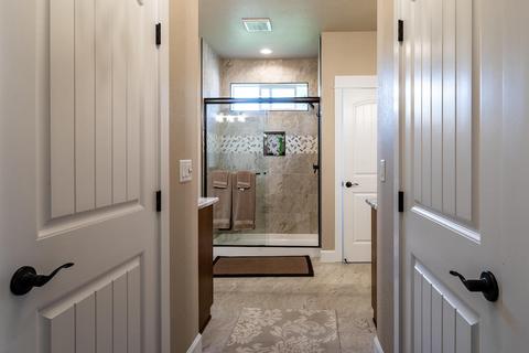 1032 Arrowhead Trl, Eagle Point, OR 97524 photo 10