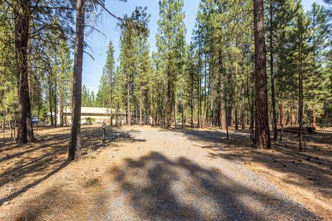 51932 Black Pine Way, La Pine, OR 97739 photo 16