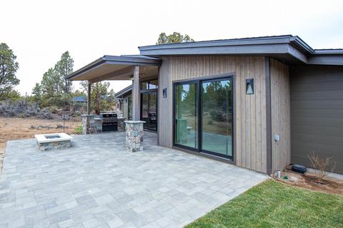 22971 Hideaway Ln, Bend, OR 97701 photo 17