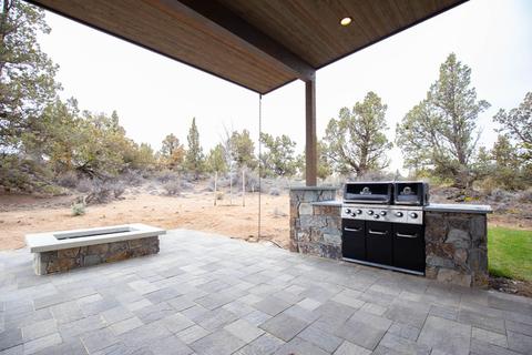 22971 Hideaway Ln, Bend, OR 97701 photo 18