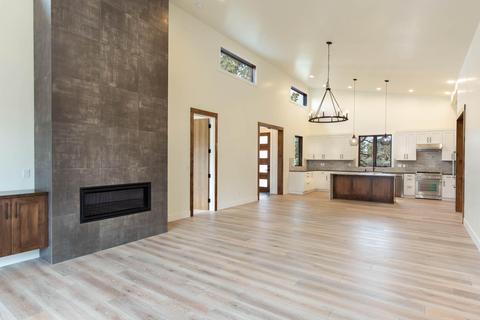 22971 Hideaway Ln, Bend, OR 97701 photo 8