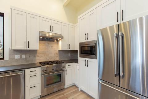 22971 Hideaway Ln, Bend, OR 97701 photo 5