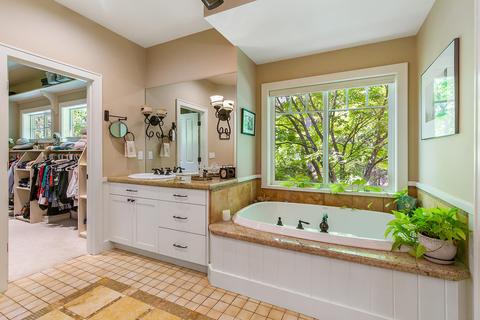 688 Stringer Gap Rd, Grants Pass, OR 97527 photo 26