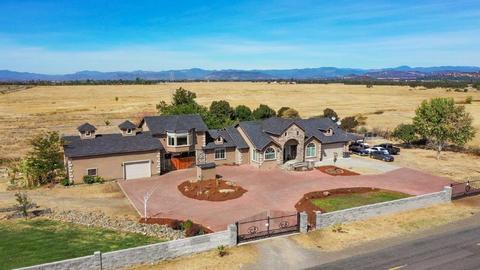 73 Meridian Rd, Eagle Point, OR 97524 photo 1