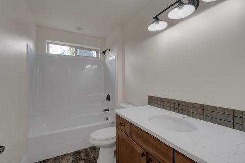 60126 Turquoise Rd, Bend, OR 97702 photo 7