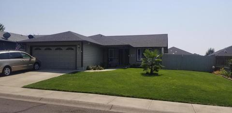 80 Osprey Dr, Eagle Point, OR 97524 photo 2