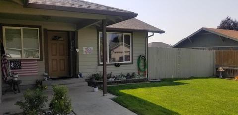 80 Osprey Dr, Eagle Point, OR 97524 photo 3