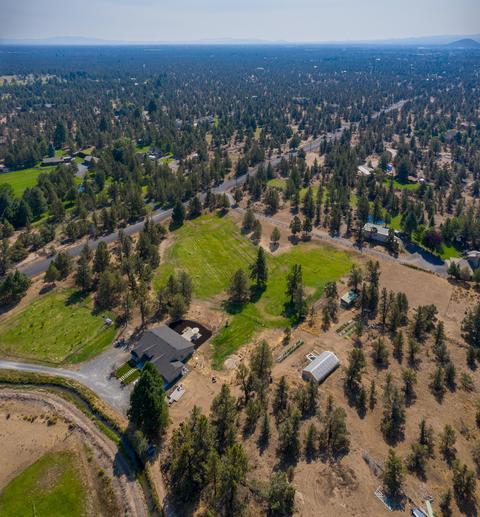 64615 Hunnell Rd, Bend, OR 97703 photo 33