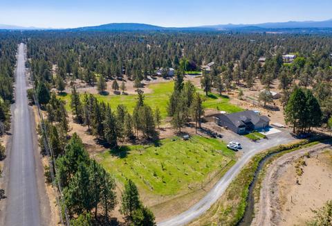 64615 Hunnell Rd, Bend, OR 97703 photo 1