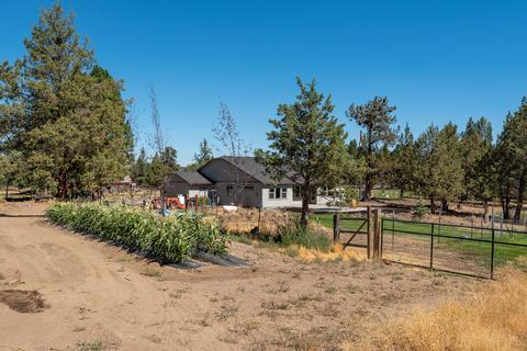 64615 Hunnell Rd, Bend, OR 97703 photo 36