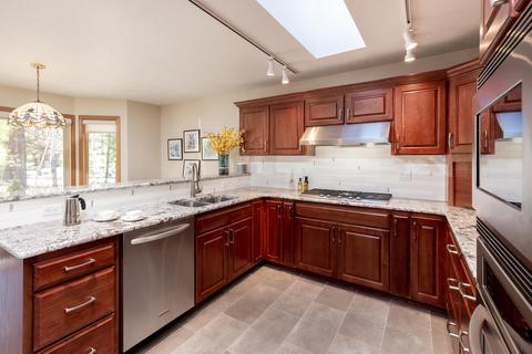 18206 Oregon Loop, Sunriver, OR 97707 photo 1