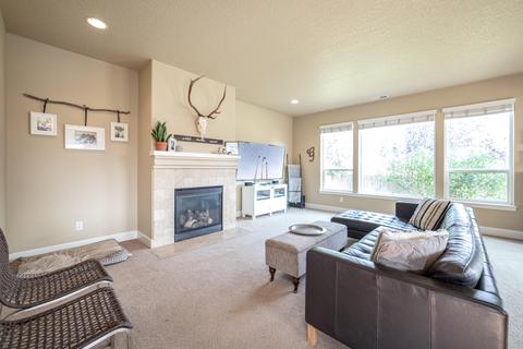 20754 Kilbourne Loop, Bend, OR 97701 photo 10