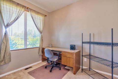 2764 NE Sedalia Loop, Bend, OR 97701 photo 3
