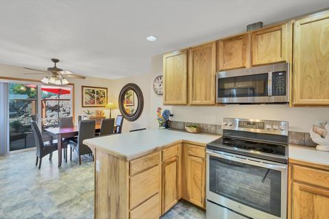 2014 NE Jackson Ave, Bend, OR 97701 photo 6