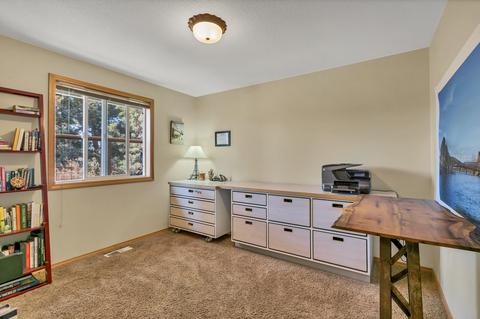 2014 NE Jackson Ave, Bend, OR 97701 photo 14