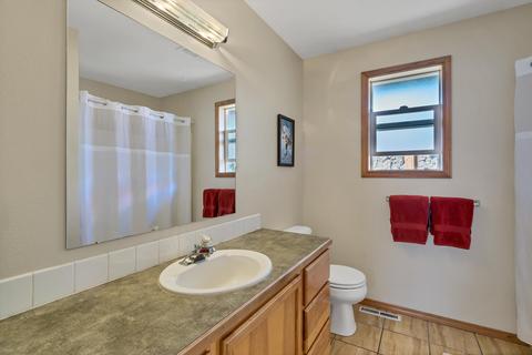 2014 NE Jackson Ave, Bend, OR 97701 photo 13