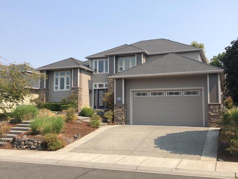 818 Ridgeway Ave, Central Point, OR 97502 photo 1